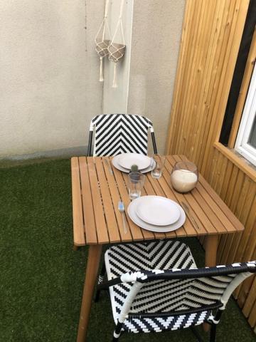 Un Coin De Verdure Dans Le Centre De St Etienne Apartman Saint-Etienne  Kültér fotó